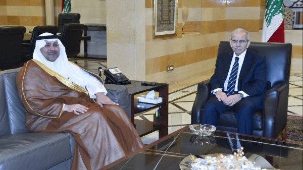 الدوسري في السرايا مؤكدا وقوف السعودية الى جانب لبنان والرئيس سلام أعلن دعم جهود المملكة لحماية أراضيها ومواطنيها