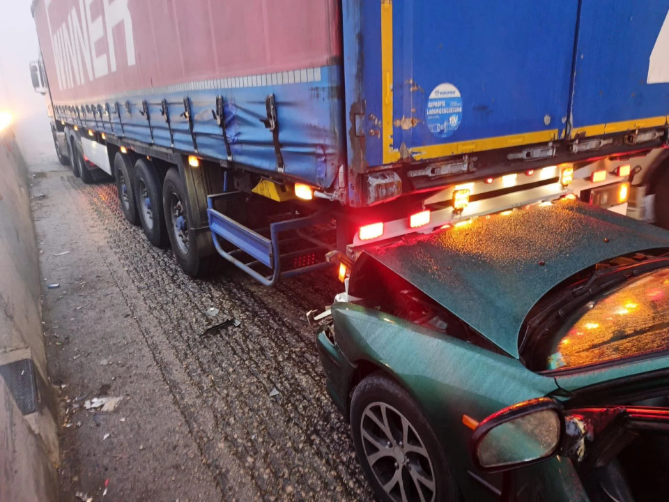 المنخفض الجوي يشلّ الطرقات... زحمة خانقة وحوادث بسبب الأمطار
