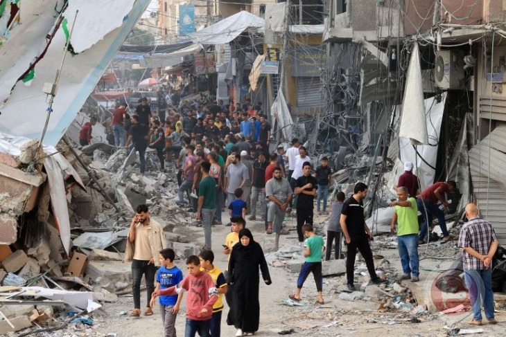 الاحتلال يكرر تهديداته ويطالب الفلسطينيين بغزة النزوح جنوباً