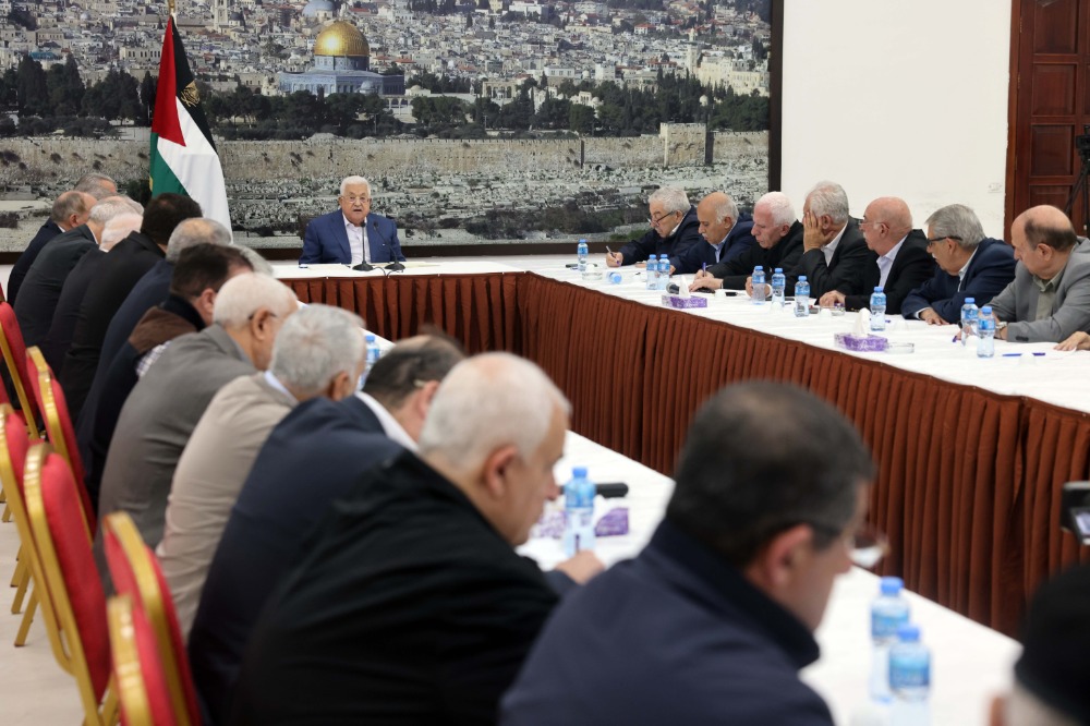 الرئيس عباس: قصف مستشفى "المعمداني" جريمة حرب لا يمكن أن نجعلها تمر دون حساب