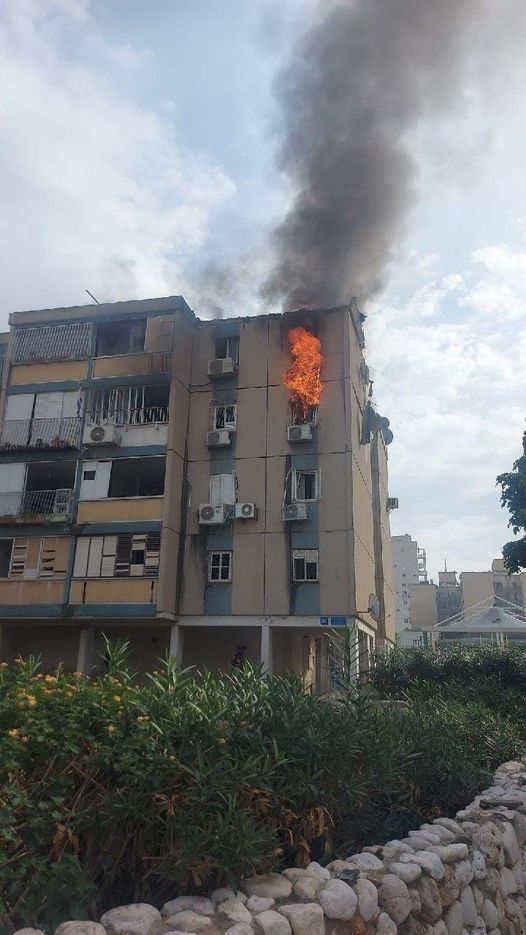 بالصور | إصابات في صفوف الإسرائيليين جراء إطلاق صواريخ من قطاع غزة على تل أبيب