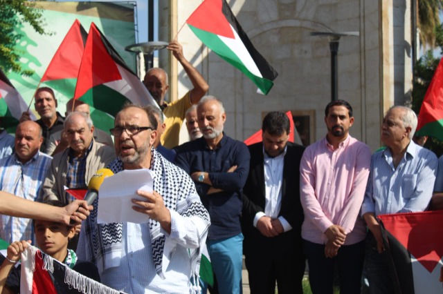 وقفة تضامنية للمكاتب الحركية والاتحادات الرياضية والاتحاد الفلسطيني لكرة القدم في صيدا