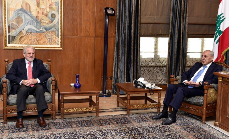 الرئيس بري يستقبل لودريان والسفير الاسباني