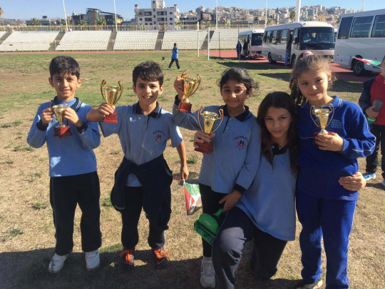 ضمن أنشطة "اليوم العالمي للتضامن مع الشعب الفلسطيني" ... تتويج الفائزين في المهرجان الرياضي لـ"مدرسة الحاج بهاء الدين الحريري"