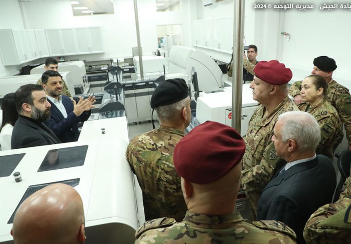 قائد الجيش يفتتح مركز التدريب على أجهزة المحاكاة الطبية ومختبر الكيمياء الحيوية والمناعيات في الطبابة العسكرية