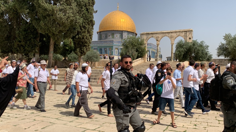 تحت حماية الشرطة..الاحتلال يقتحم المسجد الأقصى مرة جديدة