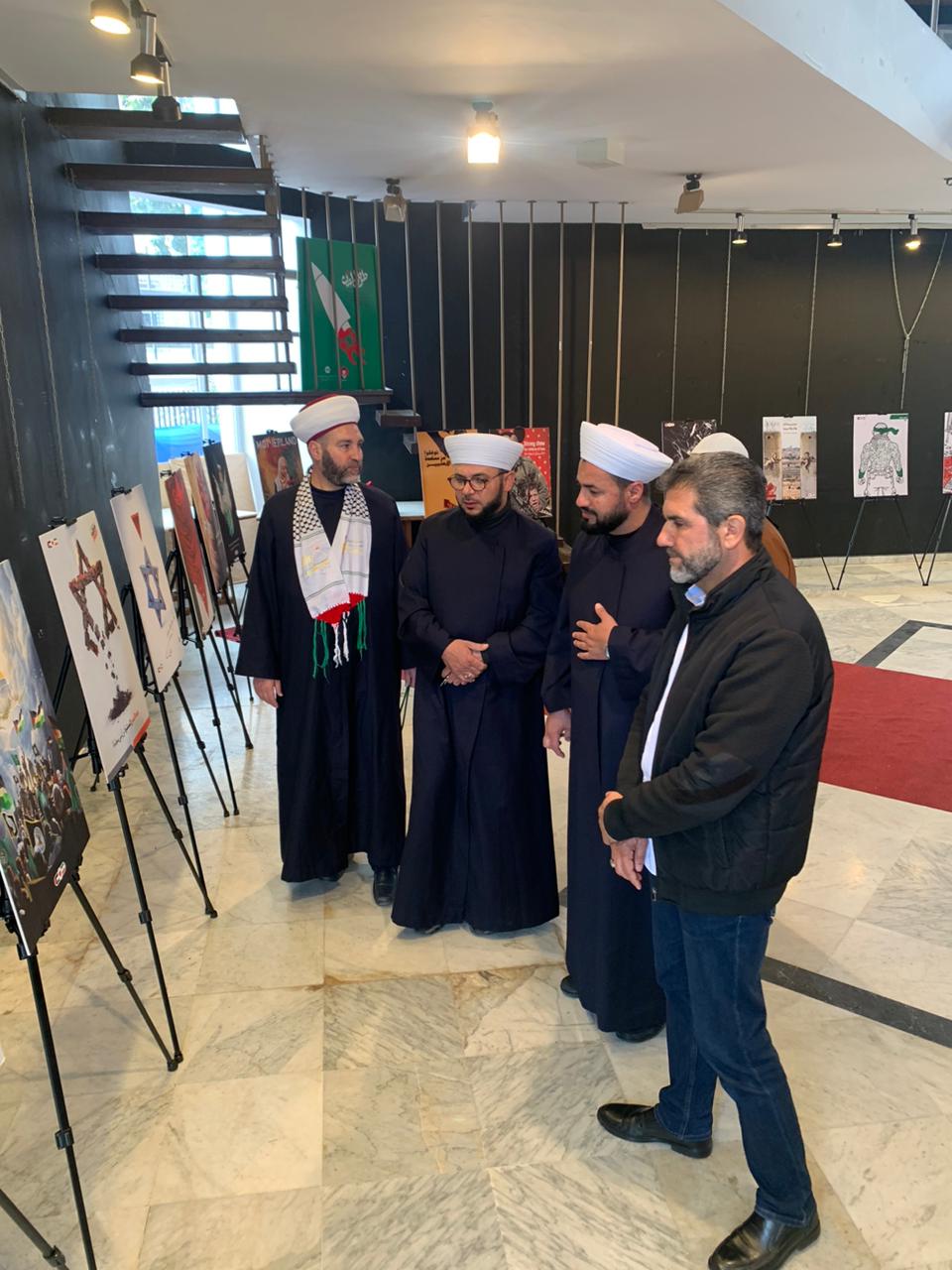بالصور: معرض "طوفان الفن" في صيدا برعاية المستشارية الثقافية الإيرانية