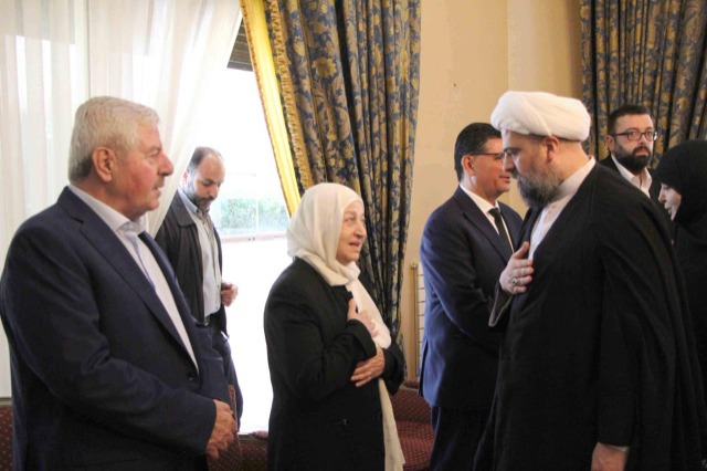 عائلة المرحوم مصطفى الحريري " أبو نادر" اختتمت تقبل التعازي في دارة مجدليون وتتقبلها الإثنين في بيت الوسط - بيروت