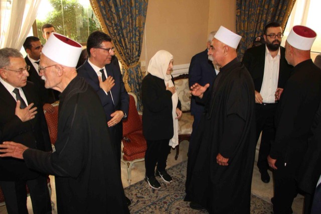 عائلة المرحوم مصطفى الحريري " أبو نادر" اختتمت تقبل التعازي في دارة مجدليون وتتقبلها الإثنين في بيت الوسط - بيروت