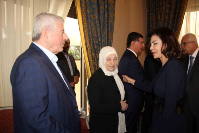 عائلة المرحوم مصطفى الحريري " أبو نادر" اختتمت تقبل التعازي في دارة مجدليون وتتقبلها الإثنين في بيت الوسط - بيروت