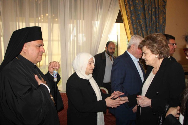 عائلة المرحوم مصطفى الحريري " أبو نادر" اختتمت تقبل التعازي في دارة مجدليون وتتقبلها الإثنين في بيت الوسط - بيروت