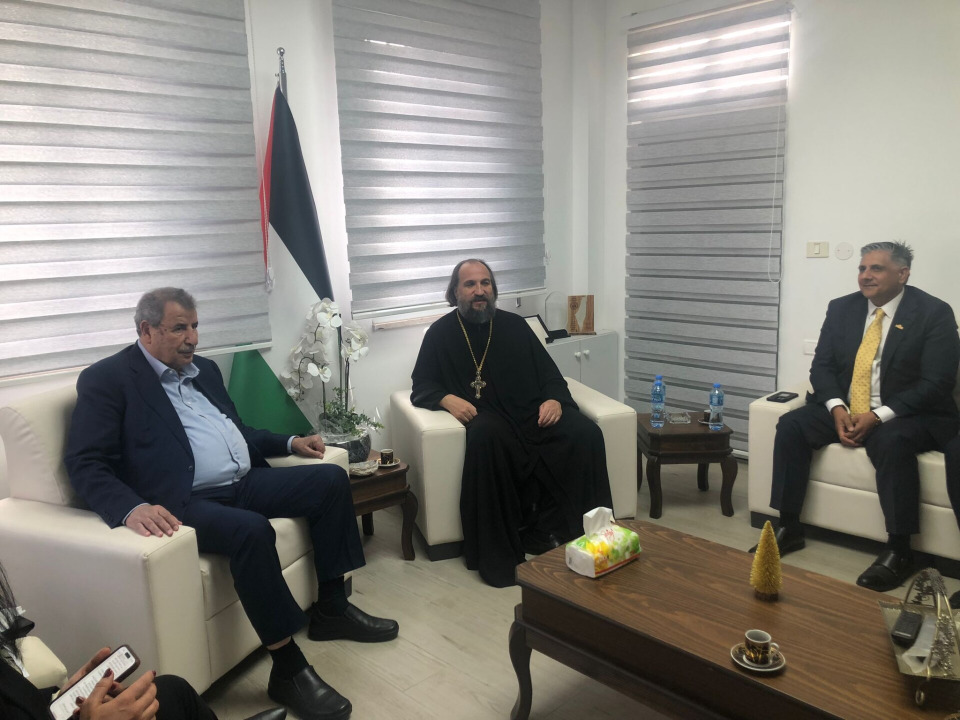رئيس البعثة الروحية الروسية خلال لقاء "اللجنة الرئاسية العليا لشؤون الكنائس" يثمن دور الرئيس عباس في الحفاظ على الكنائس وأملاكها