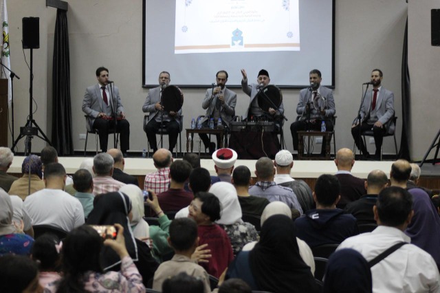 توزيع جوائز مسابقة "الحاج عبد الكريم كزبر وحرمه الحاجة ناديا جمعة" لحفظ القران الكريم والحديث النبوي الشريف