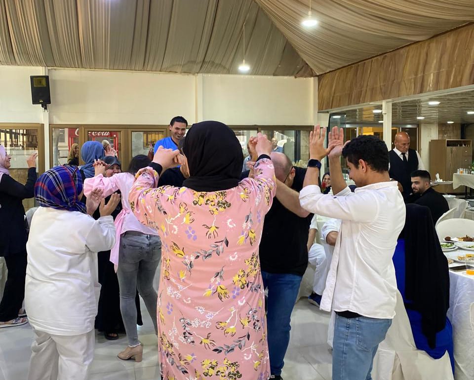 "جمعية جامع البحر الخيرية " كرّمت العاملين والطاقم التمريضي في "مستشفى دار السلام" للمسنين لمناسبة عيد العمال ويوم الممرض