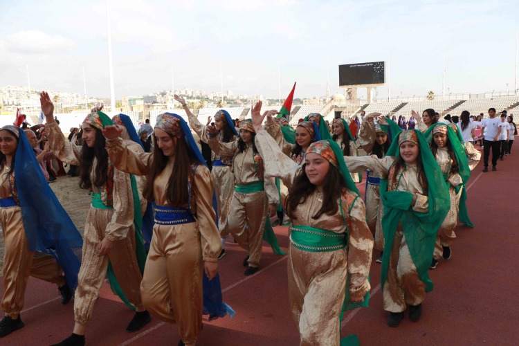 مهرجان الفلكلور الوطني في صيدا .. تجسيد للعزة والكرامة