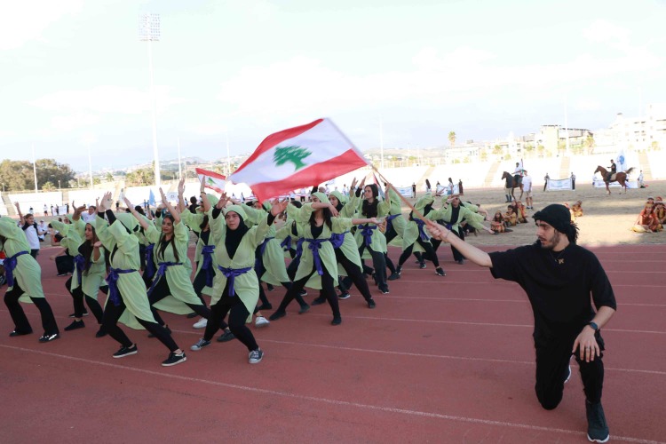 مهرجان الفلكلور الوطني في صيدا .. تجسيد للعزة والكرامة