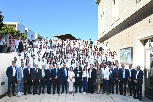 حفل "المعاطف البيضاء" لتخريج طلاب كلية الطب في جامعة البلمند للعام 2024