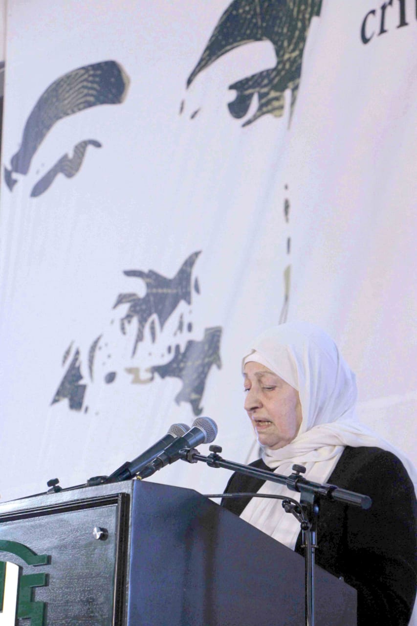 ثانوية رفيق الحريري احتفلت بتخريج الدفعة الـ35 من طلابها بالتزامن مع الذكرى الـ45 لتأسيس مؤسسة الحريري