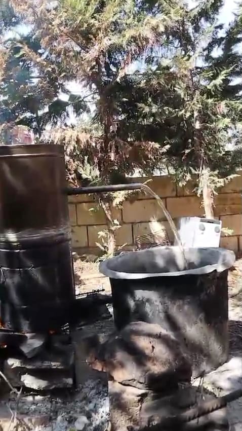 صناعة التقطير تزدهر جنوباً.. فرص عمل للشباب و"مونة" لكلّ بيت