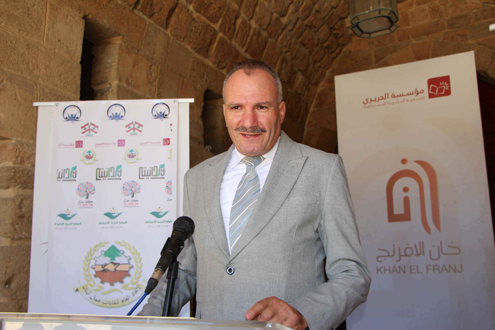 بهية الحريري ترعى تخريج متدربات في شك الخرز بـ"النول" في خان الإفرنج