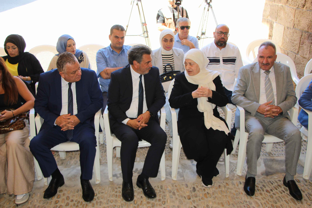 بهية الحريري ترعى تخريج متدربات في شك الخرز بـ"النول" في خان الإفرنج