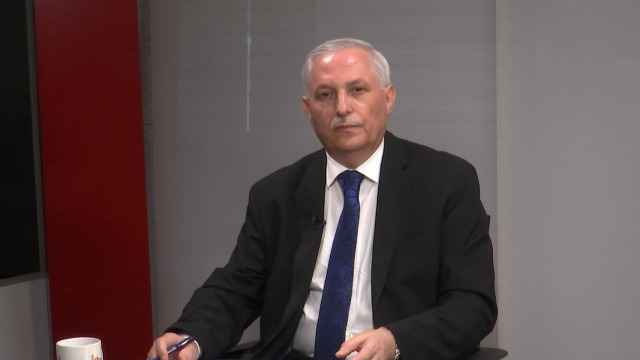 هيثم زعيتر يستضيف حسن الدر، حول "العدوان الإسرائيلي يتواصل من فلسطين إلى لبنان" 12:00 من ظهر (الثلاثاء) 15-10-2024 على تلفزيون فلسطين