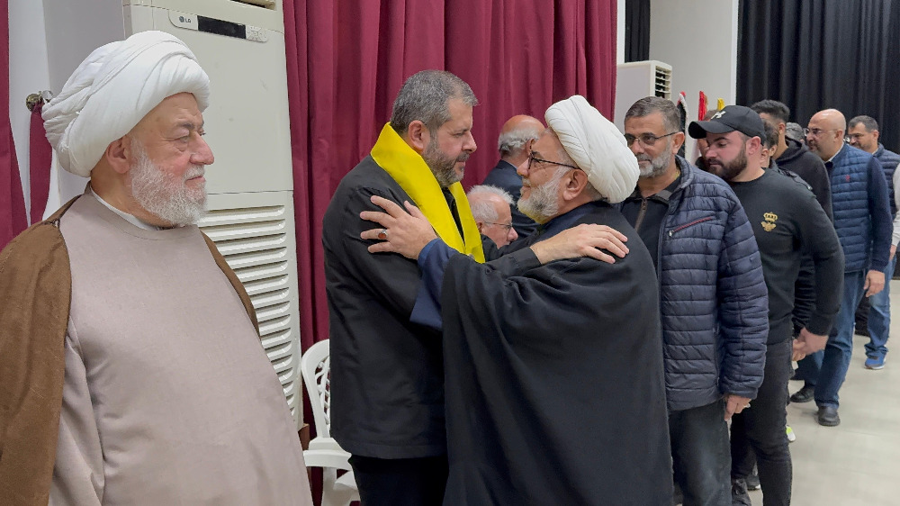 "الحزب" وعائلة الشهيد هادي ضاهر تقبلوا التبريكات بشهادته في صيدا