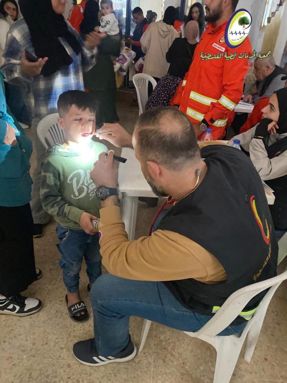 بتوجيهات الرئيس محمود عباس .. "جمعية الخدمات الطبية الفلسطينية"- لبنان تنظم جولات صحية مجانية