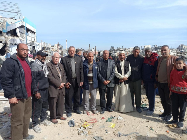اللجان الشعبية للاجئين الفلسطينيين بالمحافظات الجنوبية تنظم وقفة اسناد ودعم لوكالة "الأونروا"