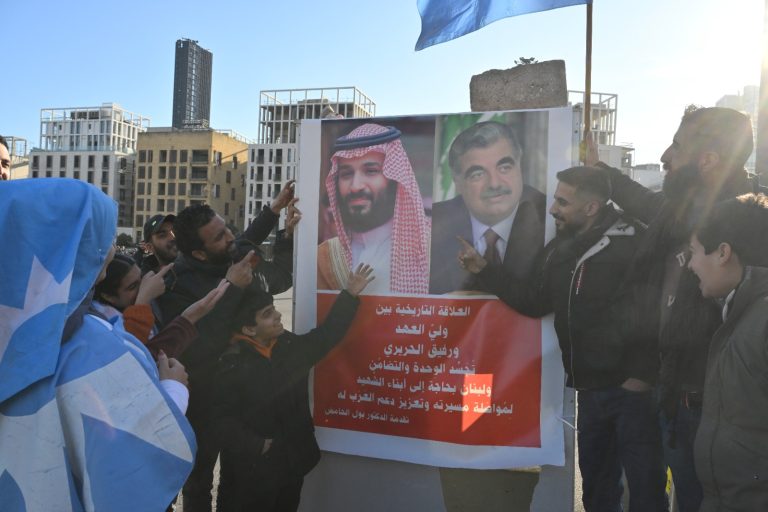 بالصور- ساحة الشهداء تستعدّ لإحياء الذكرى الـ20 لاستشهاد الحريري.. وفود رسمية وشعبية وانتشار أمني