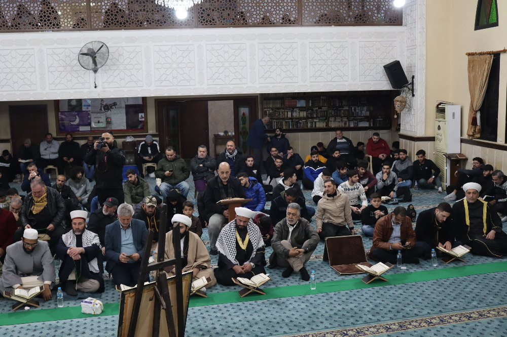 "الحزب" ينظم أمسية قرآنية لقراء دوليين في حارة صيدا