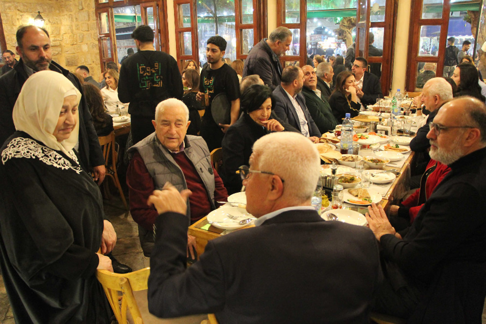بهية الحريري تقيم سحوراً رمضانياً على شرف وزيرة الشؤون الإجتماعية حنين السيد