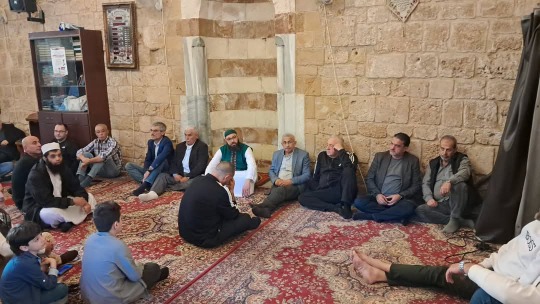 أسامة سعد يؤدي صلاة عيد الفطر ويزور أضرحة الشهداء في صيدا