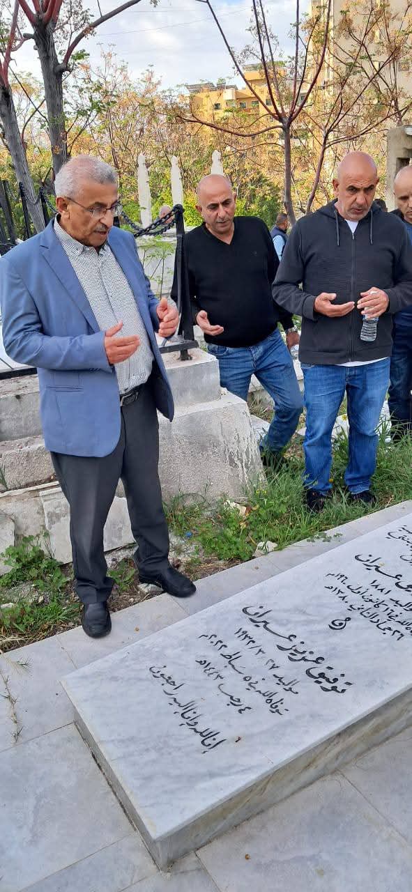 أسامة سعد يؤدي صلاة عيد الفطر ويزور أضرحة الشهداء في صيدا