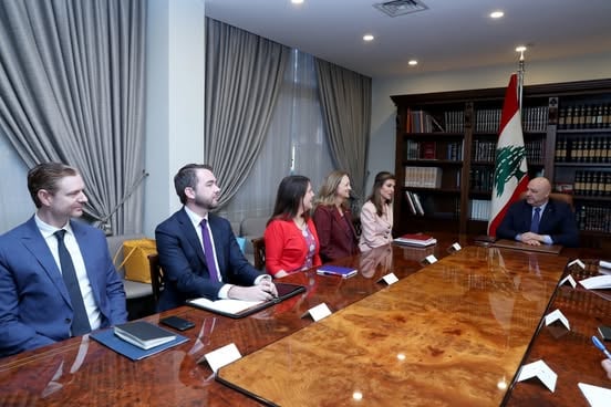 بالصور: ساعة وثلث من الإجتماع بين الرئيس عون واورتاغوس
