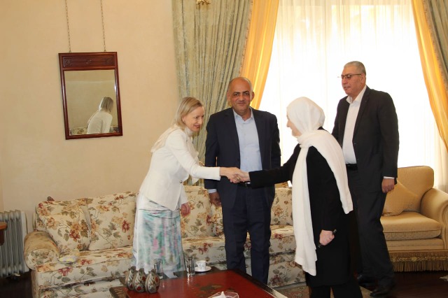 بهية الحريري تلتقي مديرة الأنروا في لبنان دوروثي كلاوس والمديرين السابق والجديد للوكالة في منطقة صيدا