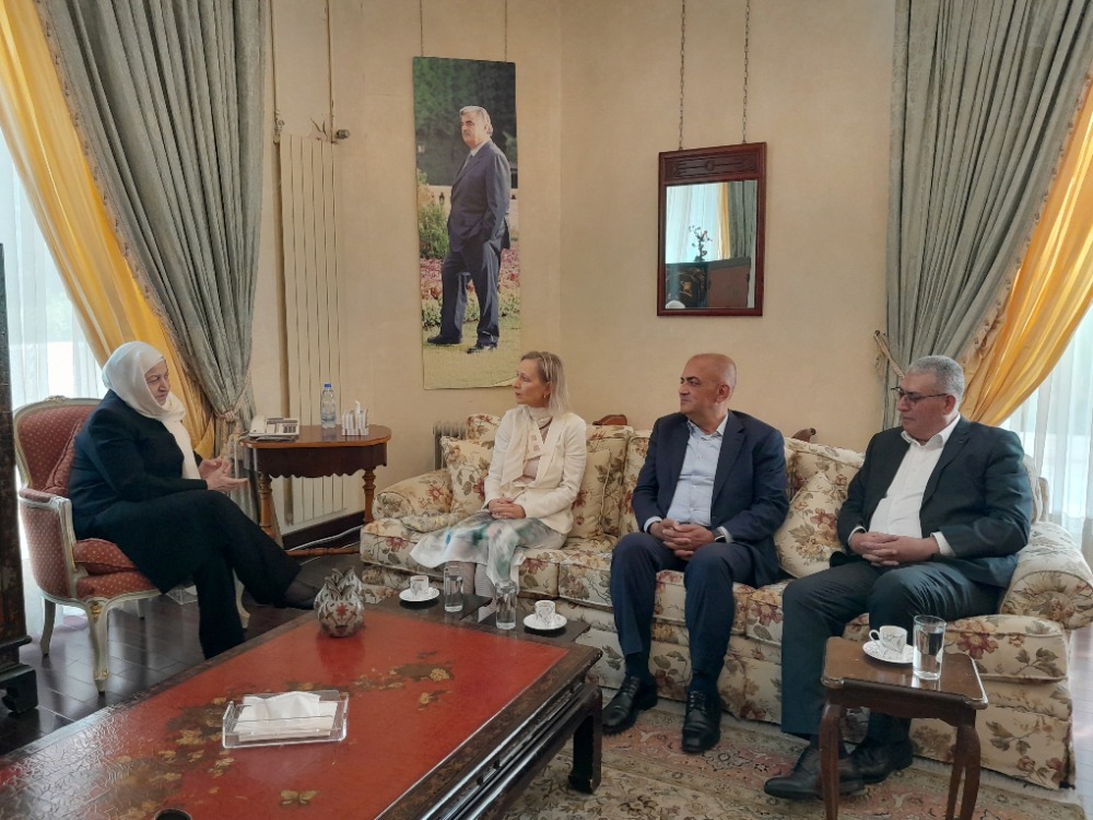 بهية الحريري تلتقي مديرة الأنروا في لبنان دوروثي كلاوس والمديرين السابق والجديد للوكالة في منطقة صيدا