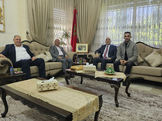 د. أبو هولي يبحث مع السفير المغربي سبل تعزيز صمود اللاجئين في ظل العدوان المتواصل واستهداف "الأونروا"