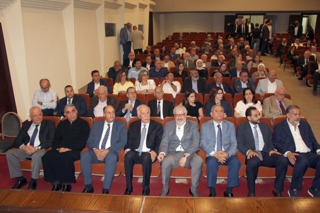 وزير الزراعة يرعى في غرفة صيدا والجنوب تكريم المزارع المرحوم مصطفى الحريري (أبو نادر) ويعرض تقرير "الفاو" عن أضرار القطاع الزراعي