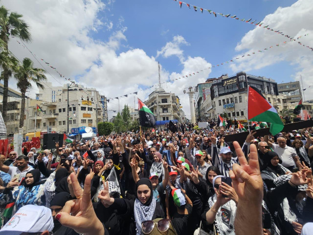 د. ابو هولي: منظمة التحرير الفلسطينية ترفض كل محاولات التهجير القسري والطوعي وسياسات الضم والاستعمار