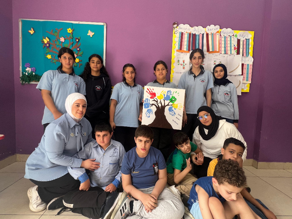 طلاب "ثانوية البهاء" يزورون "مركز أحمد رياض الجوهري للتوحّد"