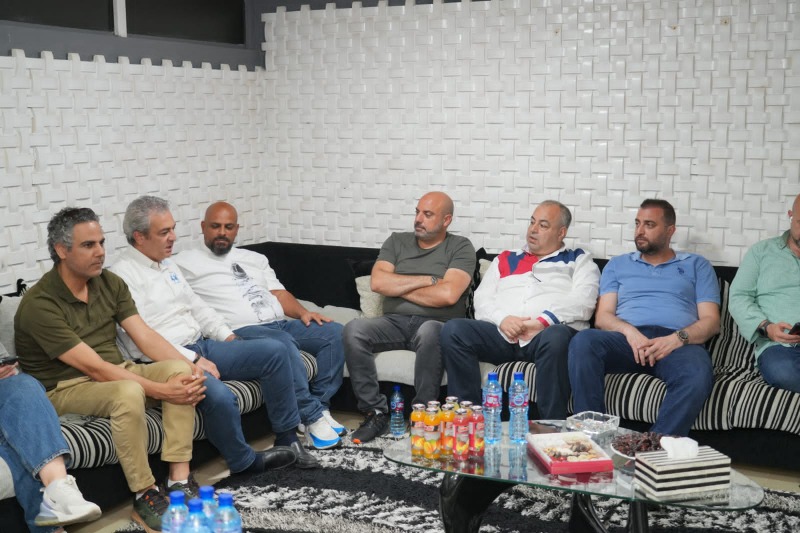 لائحة "سوا لصيدا" برئاسة مصطفى حجازي تعقد لقاءً مع آل الصياد
