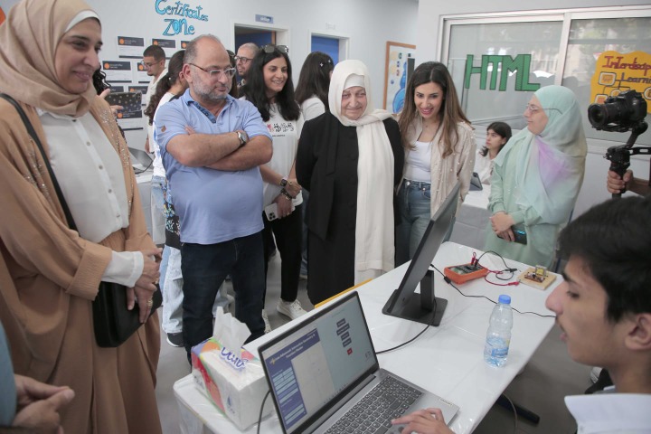 معرض التكنولوجيا "TECH EXPO" في ثانوية رفيق الحريري: الشباب يبتكرون المستقبل