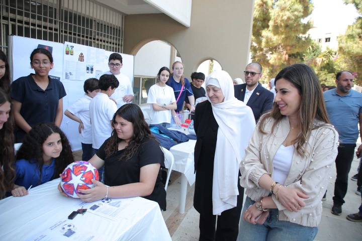 معرض التكنولوجيا "TECH EXPO" في ثانوية رفيق الحريري: الشباب يبتكرون المستقبل