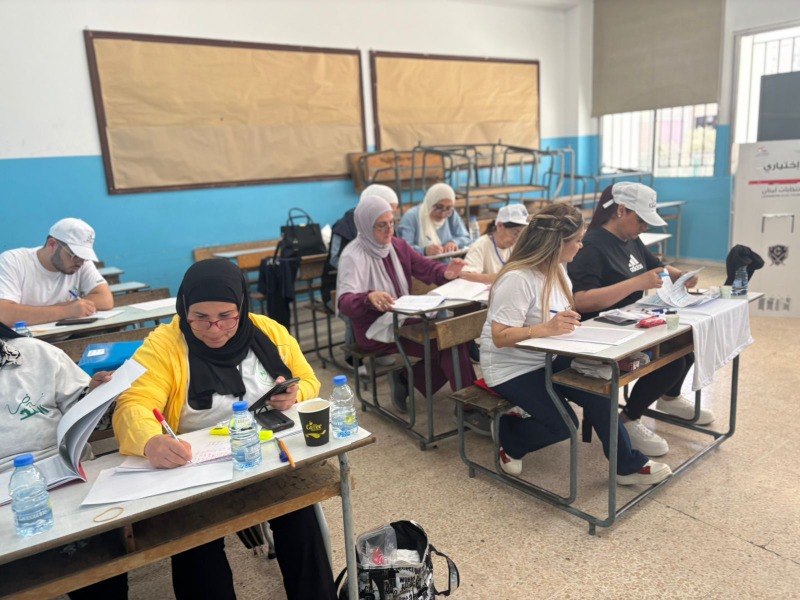 إقبال لافت للمواطنين أمام مراكز الاقتراع