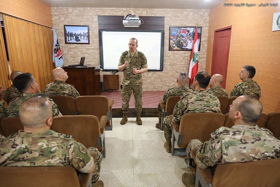 قائد الجيش: العدو لن يُثني المؤسسة العسكرية عن أداء مهماتها