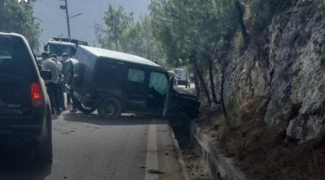 بالصور - النائب تيمور جنبلاط يتعرض لحادث سير!
