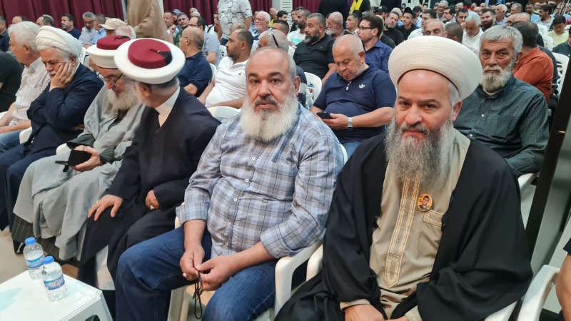عائلة الشهيد هادي زيد ضاهر عرضت وصيته وعاهدته وكل الشهداء على المضي في طريق الجهاد والمقاومة