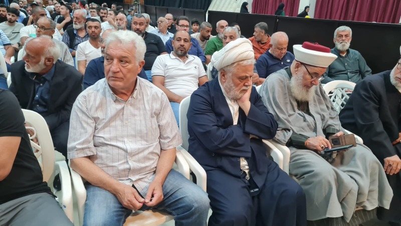 عائلة الشهيد هادي زيد ضاهر عرضت وصيته وعاهدته وكل الشهداء على المضي في طريق الجهاد والمقاومة
