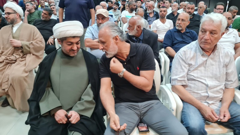 عائلة الشهيد هادي زيد ضاهر عرضت وصيته وعاهدته وكل الشهداء على المضي في طريق الجهاد والمقاومة